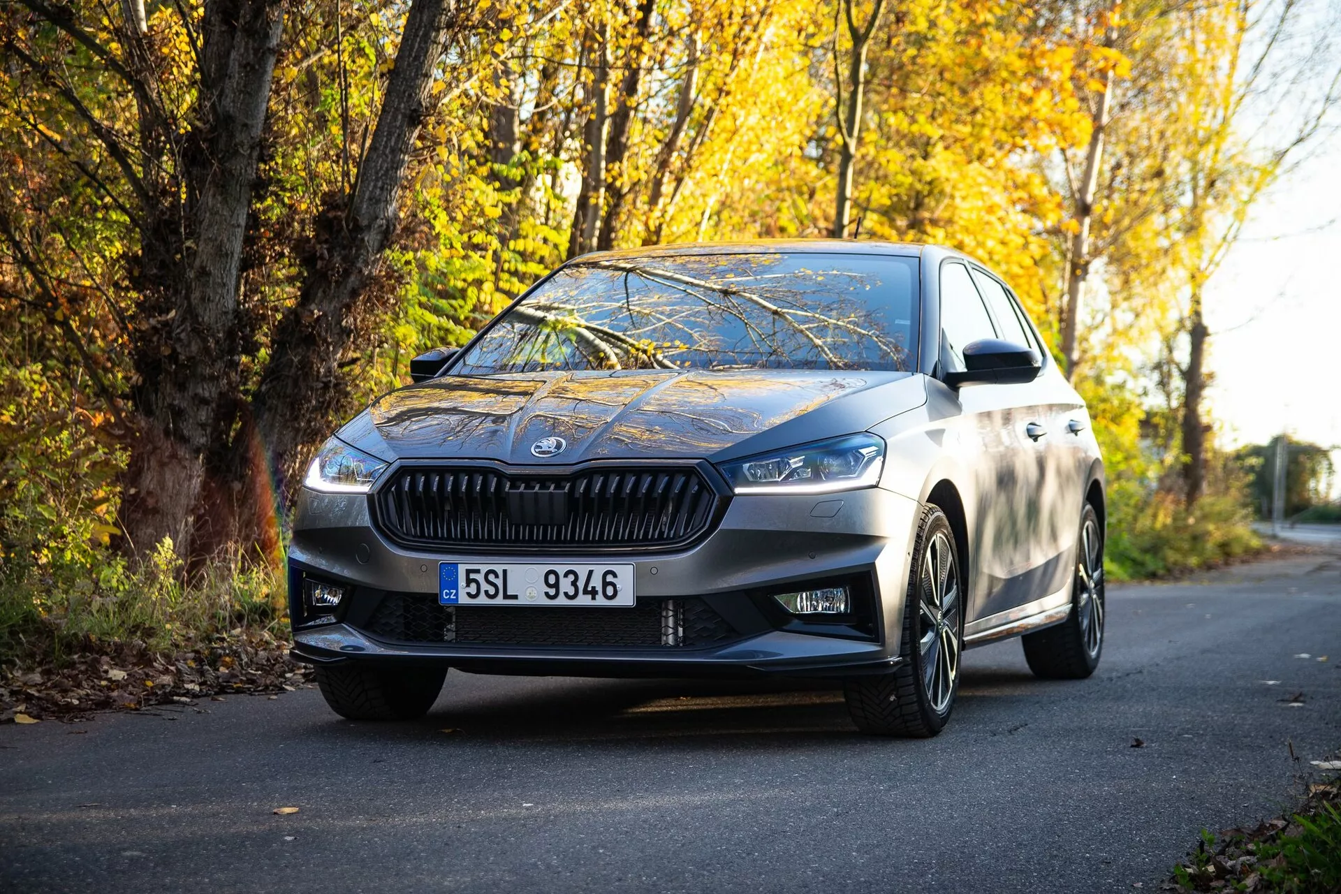ADAC vinterdekktest 2026: 16 dekk i 185/65 R15 — Continental vinner, ni stryker