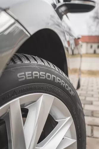 Nokian Seasonproof - 10
