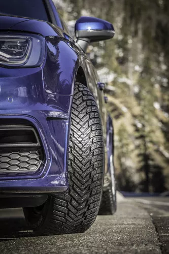 Nokian WeatherProof - 4